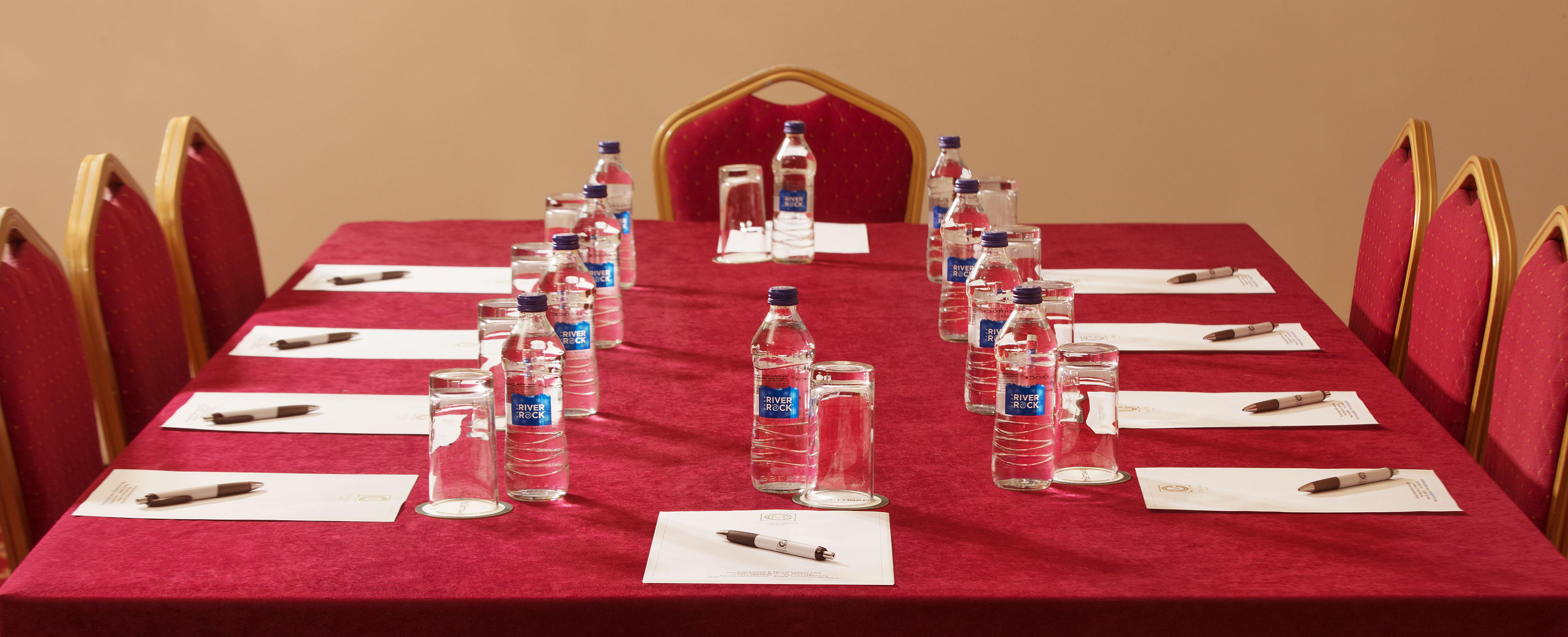 The Royal Hotel & Leisure Centre Bray Luaran gambar